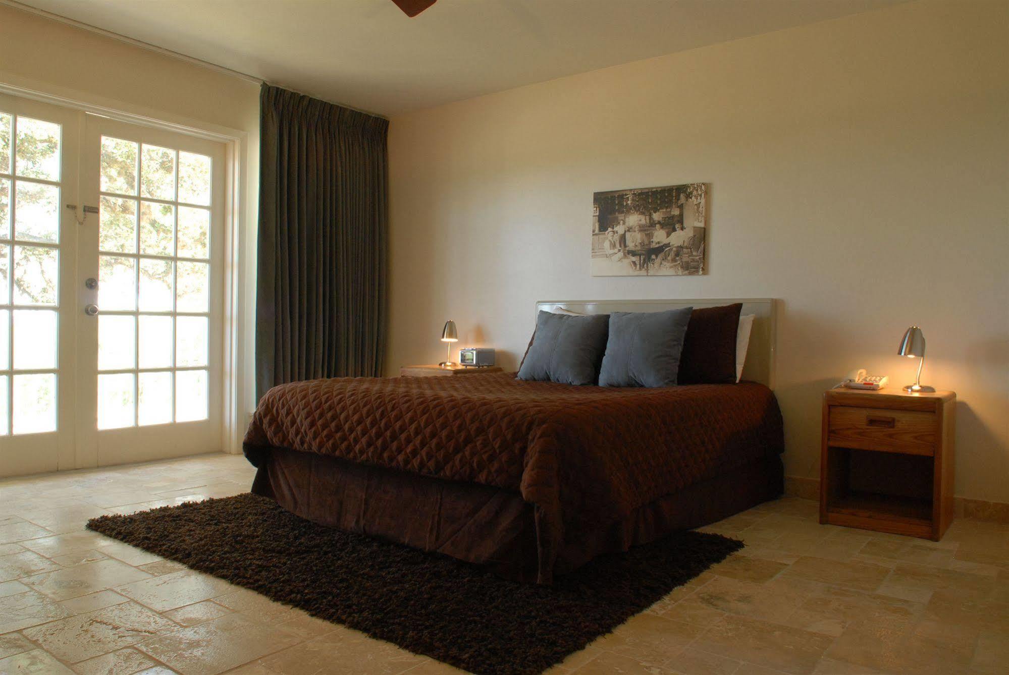 Hillside Boutique Hotel Castroville Εξωτερικό φωτογραφία