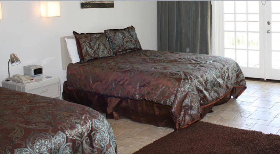 Hillside Boutique Hotel Castroville Εξωτερικό φωτογραφία
